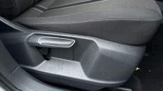 Volkswagen T-Roc 1.0 TSI SE 5dr Petrol Hatchback